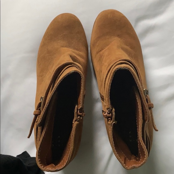 Brown faux hide ankle boots - Picture 3 of 4